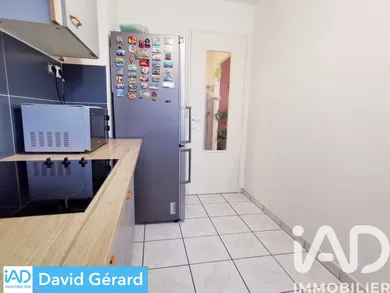 Apartment in Savigny-sur-Orge (91600)