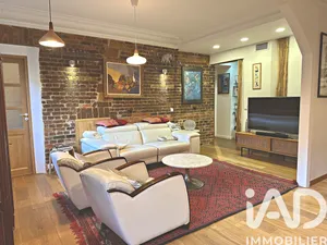 Apartment in Paris (75004)
