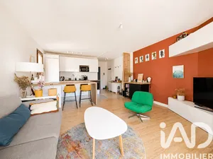 Apartment in Aix-en-Provence (13100)