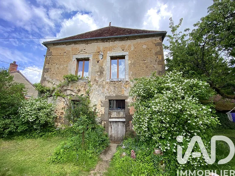 Maison 2 pièces 62 m² · à Moutiers-en-Puisaye · 62 m² · 129 000 €