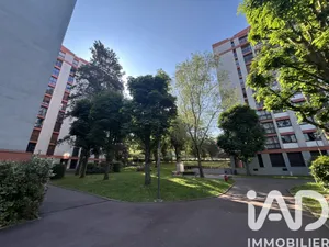 Apartment in Viry-Châtillon (91170)