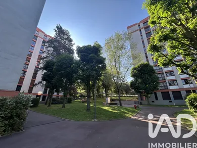 Apartment in Viry-Châtillon (91170)