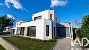 Maison traditionnelle à Saint-Nazaire (44600)