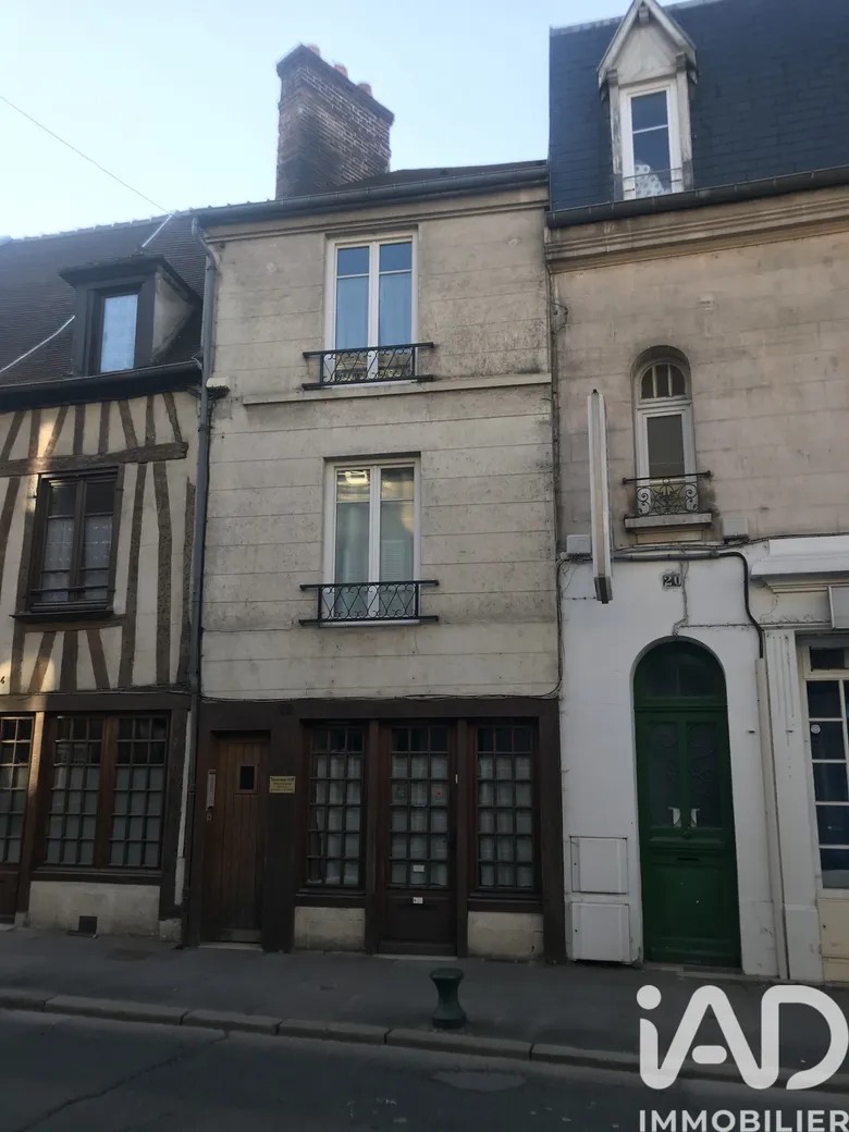 Immeuble 152 m² · à Compiègne · 152 m² · 430 000 €