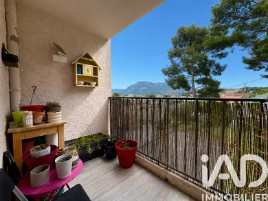 Apartment in Toulon (83200)