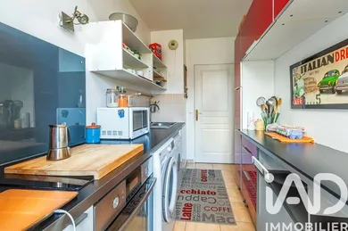 Apartment in Combs-la-Ville (77380)