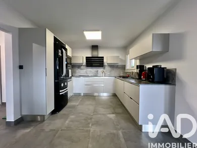 Apartment in Toulon (83200)