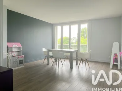 Apartment in Saint-Michel-sur-Orge (91240)