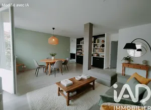 Apartment in Saint-Étienne (42100)
