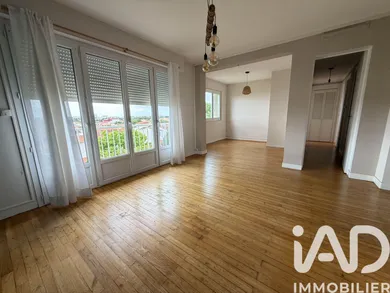 Appartement à La Rochelle (17000)