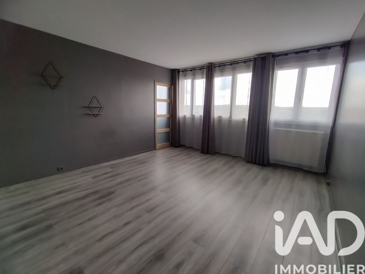 Appartement 4 pièces de 71 m² à Neuilly-sur-Marne (93330)