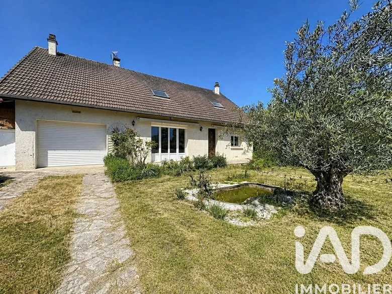 Maison 7 pièces 160 m² · à Courtenay · 160 m² · 195 000 €