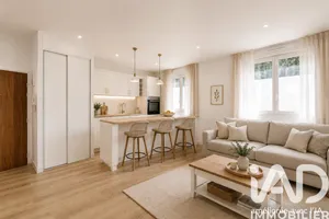 Apartment in Montrouge (92120)