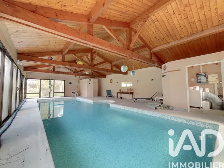 Terrain à Revel (31250) · 178 000 €