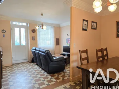 Maison de village à Villiers-Saint-Georges (77560)