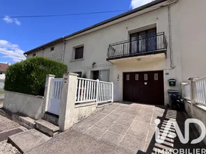 Maison de village à Lanques-sur-Rognon (52800)
