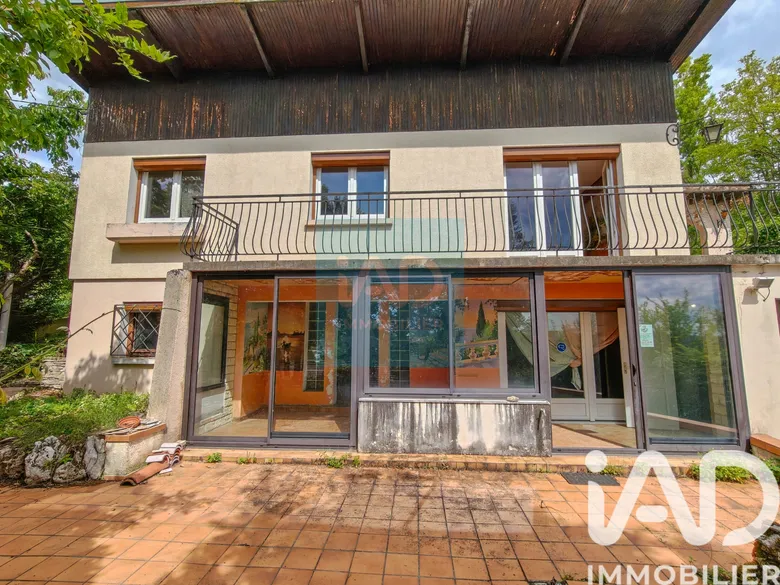 Maison 6 pièces 122 m² · à Paron · 122 m² · 159 000 €