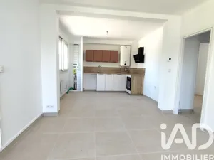 Apartment in Semoy (45400)