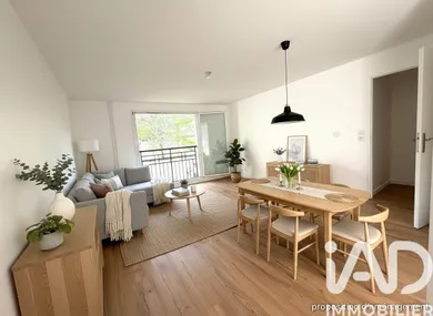 Apartment in La Queue-en-Brie (94510)