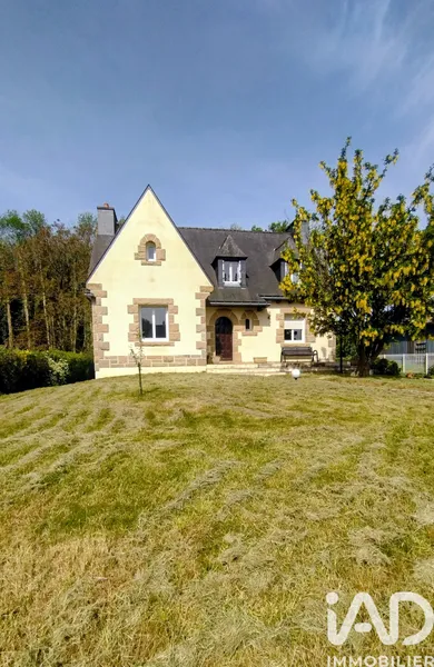 Maison à Éréac (22250)
