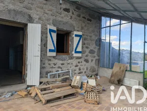 Maison de campagne à Rochepaule (07320)