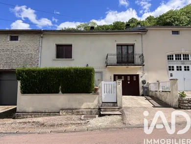 Maison de village à Lanques-sur-Rognon (52800)