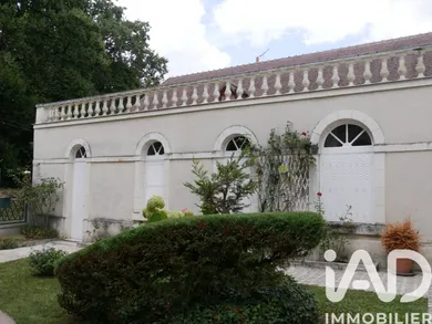 Mansion in Azay-le-Ferron (36290)