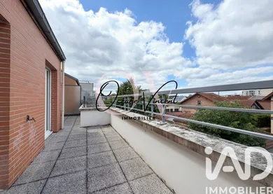 Apartment in Nanterre (92000)