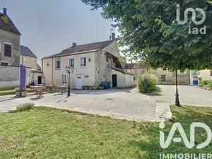 Maison à Arcy-sur-Cure (89270)