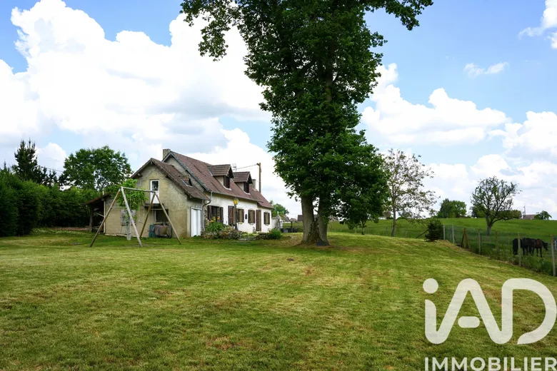 Maison 7 pièces 160 m² · à Autheuil-Authouillet · 160 m² · 250 000 €