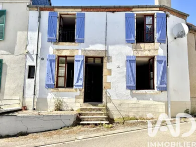 Maison de village à Groises (18140)