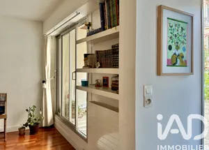 Apartment in Paris (75018)