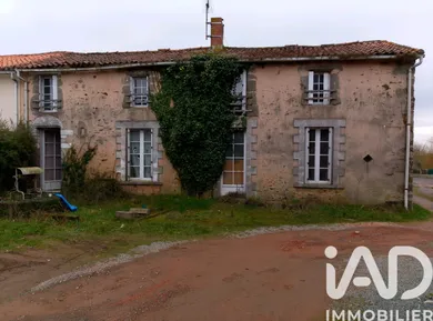 Townhouse in Menomblet (85700)