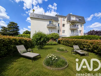 Apartment in Chatou (78400)