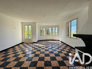 Apartment in La Garde (83130)