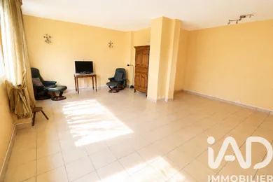 Apartment in Antony (92160)
