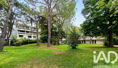 Studio à Aix-en-Provence (13090)