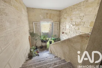 Appartement à Bordeaux (33300)