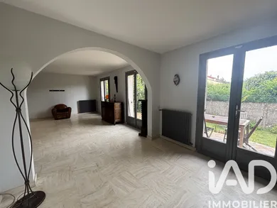 Maison à Noisy-le-Grand (93160)