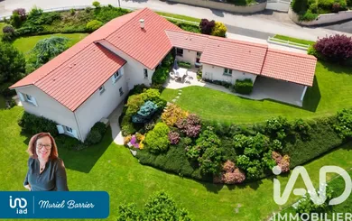House in Saint-Genest-Lerpt (42530)