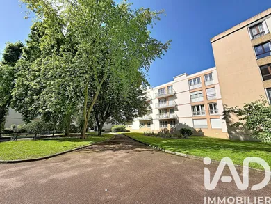 Apartment in Nogent-sur-Marne (94130)