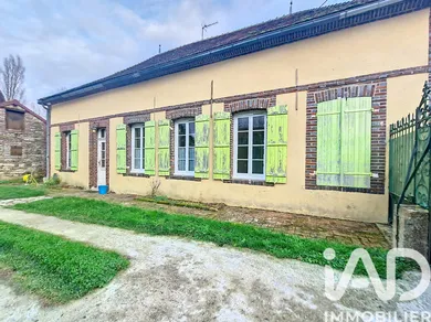 House in Germigny (89600)