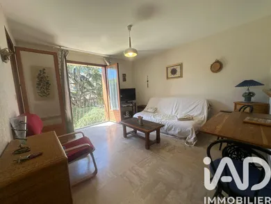 Appartement à Sanary-sur-Mer (83110)