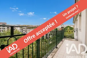 Apartment in Montrouge (92120)