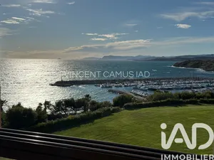 Apartment in Six-Fours-les-Plages (83140)