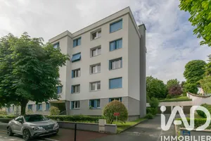 Apartment in Saint-Maur-des-Fossés (94100)