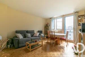 Apartment in Saint-Maur-des-Fossés (94100)