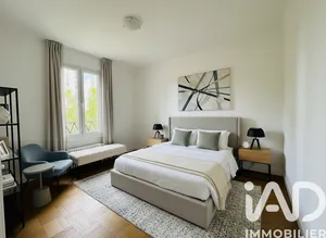 Apartment in Issy-les-Moulineaux (92130)
