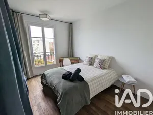 Apartment in Issy-les-Moulineaux (92130)