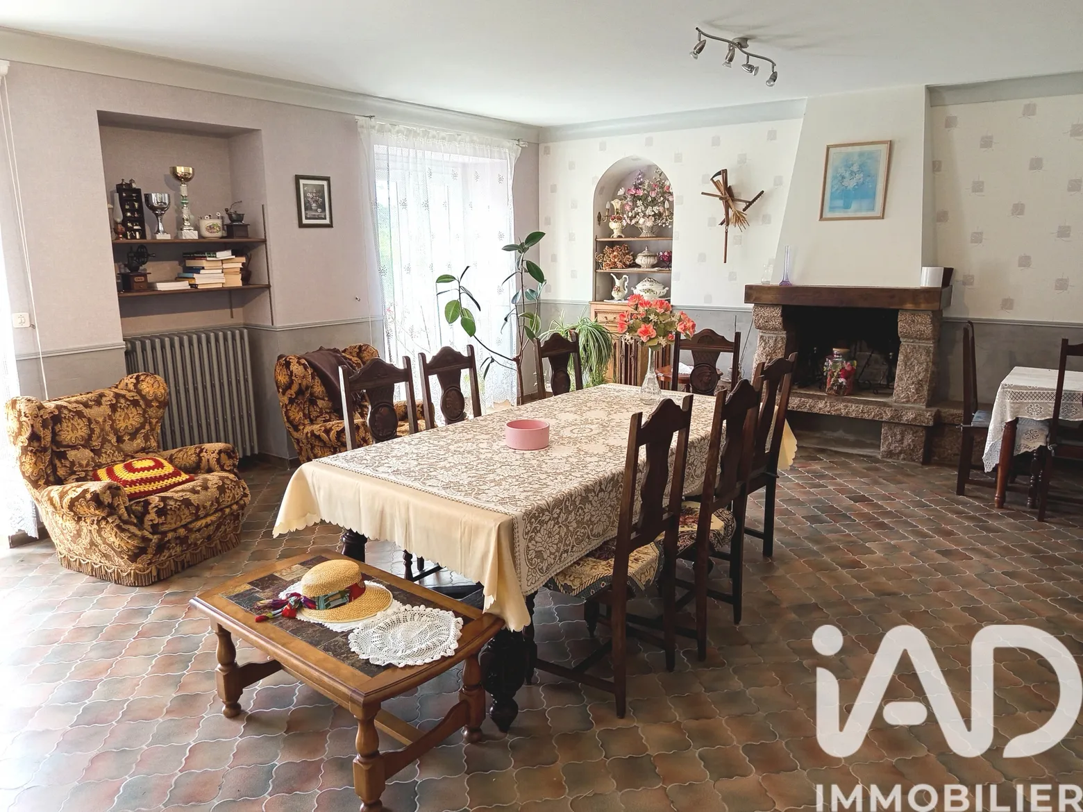 Vente maison à Tinténiac (35190) : maison 6 pièces 144 m² - 2025718 — 2